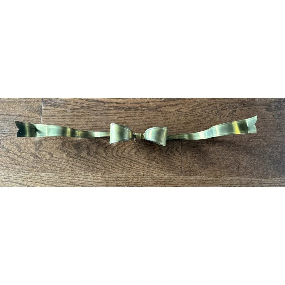 Vintage Brass Gold Bow Wall Hanging 27